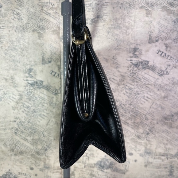 Etra Purse Vintage 1960's Black Leather French Hand painted with Pink Flowers - Picture 3 of 15